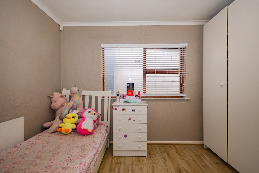 4 Bedroom Property for Sale in Table View Western Cape